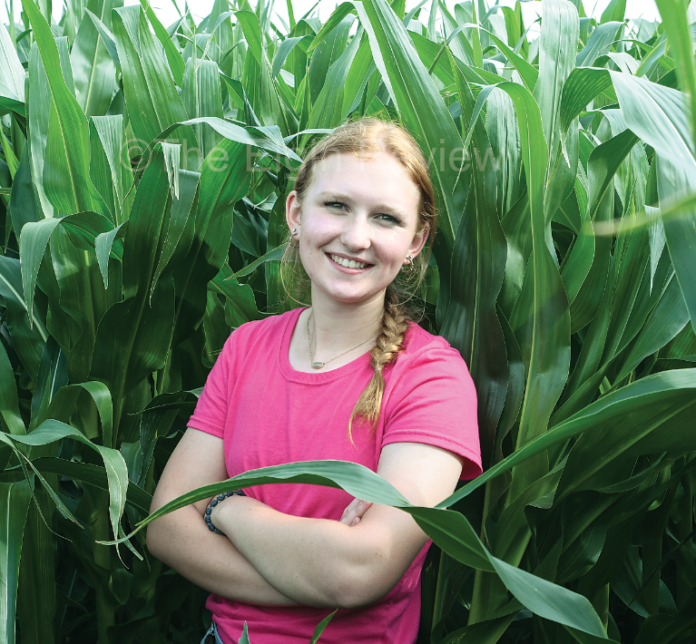 Reese Stuhr corn shot DSC 6984 4 col cmyk